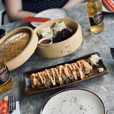 فندق Premium & Restaurant Shopping Street Location ! فاماغوستا