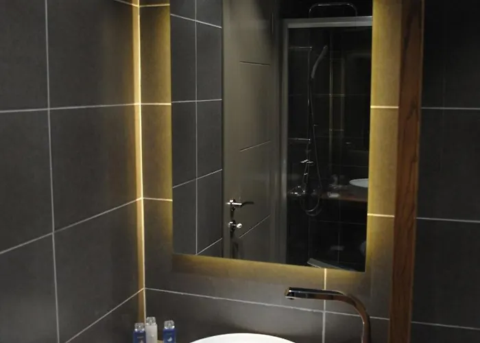 Hotel Premium & Restaurant Shopping Street Location ! Famagusta (Northern Cyprus)